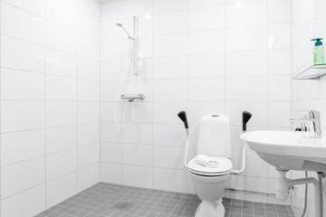 Фото номера Семейный номер - Подходит для людей с ограниченными физическими возможностями Отель Oma Hotelli г. Ylöjärvi 6
