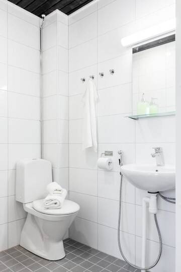 Фото номера Двухместный номер с 2 отдельными кроватями Отель Oma Hotelli г. Ylöjärvi 9