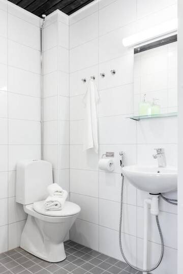 Фото номера Двухместный номер с 2 отдельными кроватями Отель Oma Hotelli г. Ylöjärvi 17